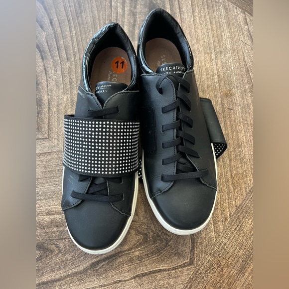 Black and Crystal Sketchers - Picture 2 of 4